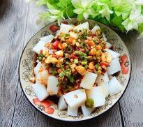 醋拌海菜凉粉：清凉爽口的美食佳品