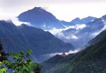 遵化市鹫峰山：深山古寺与历史文化之旅