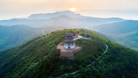 缥缈峰景区：太湖西山的自然与历史之美