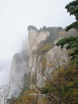 仙华山：云雾缭绕的险峰美景与独特体验