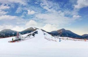 北京渔阳国际滑雪场：风景优美，设施完善，尽享冬季乐趣