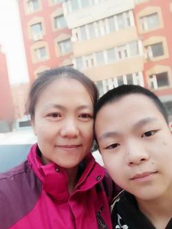 与妈妈在一起：温馨、快乐与成长的时光