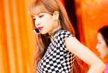 LALISA：BLACKPINK成员LISA的自信独唱，闪耀全球的音乐魅力