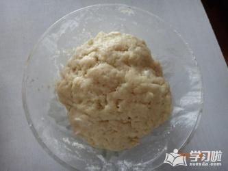 鲜肉月饼的制作指南：详细步骤，轻松上手