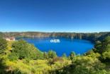 蓝湖：南澳洲芒特甘比尔的珍稀火山湖之旅