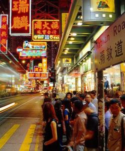 弥敦道：香港繁华九龙中心，夜景美不胜收