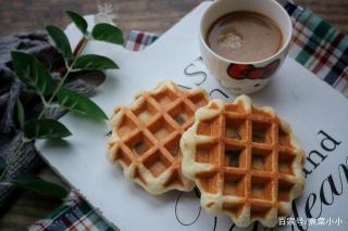 制作美味华夫饼：香甜松软的烘焙艺术