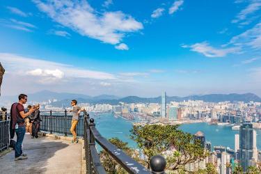 太平山顶：俯瞰香港全景，体验复古缆车与多处景点