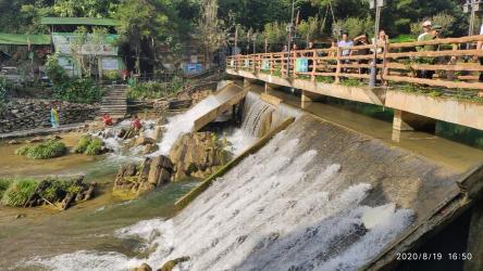 云阳仙境自然风景区：依山傍水，尽享自然野趣与烧烤乐趣