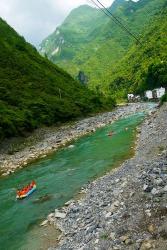 宣汉百里峡：川东第一漂的神秘之旅