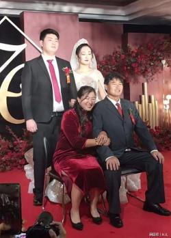 老严家女儿不愁嫁：翁婿斗法中的家庭情感战