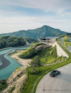 白藤湖：自然与现代完美融合的旅游天堂